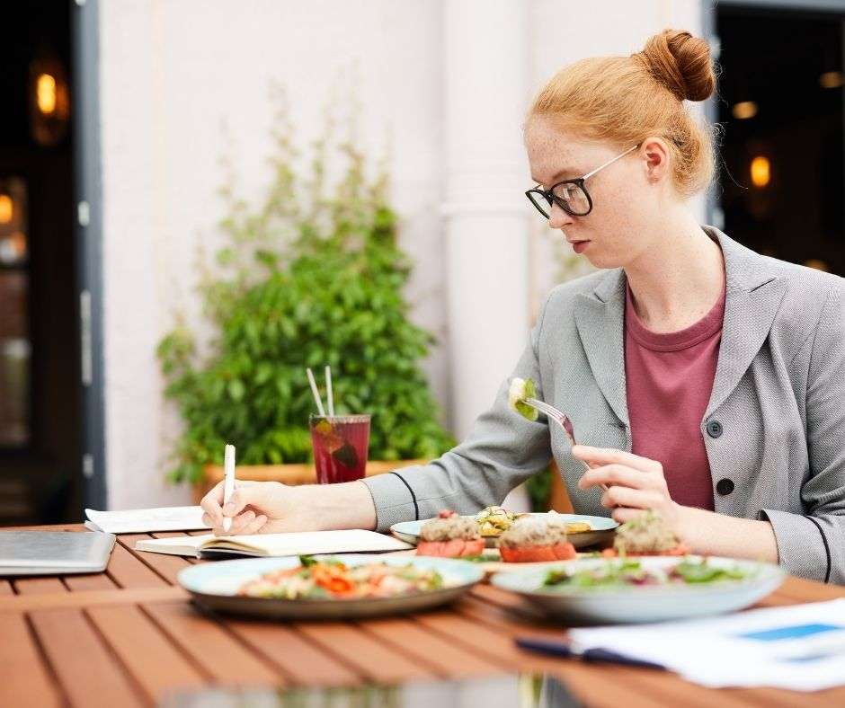HOW TO CREATE EASY & HEALTHY LUNCH RECIPES TO GRAB AND GO